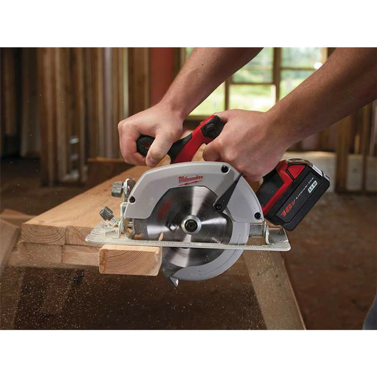 Milwaukee M18 HD18CS-401X 18V 165mm Circular Saw With 1x 4.0Ah Battery - Image 4