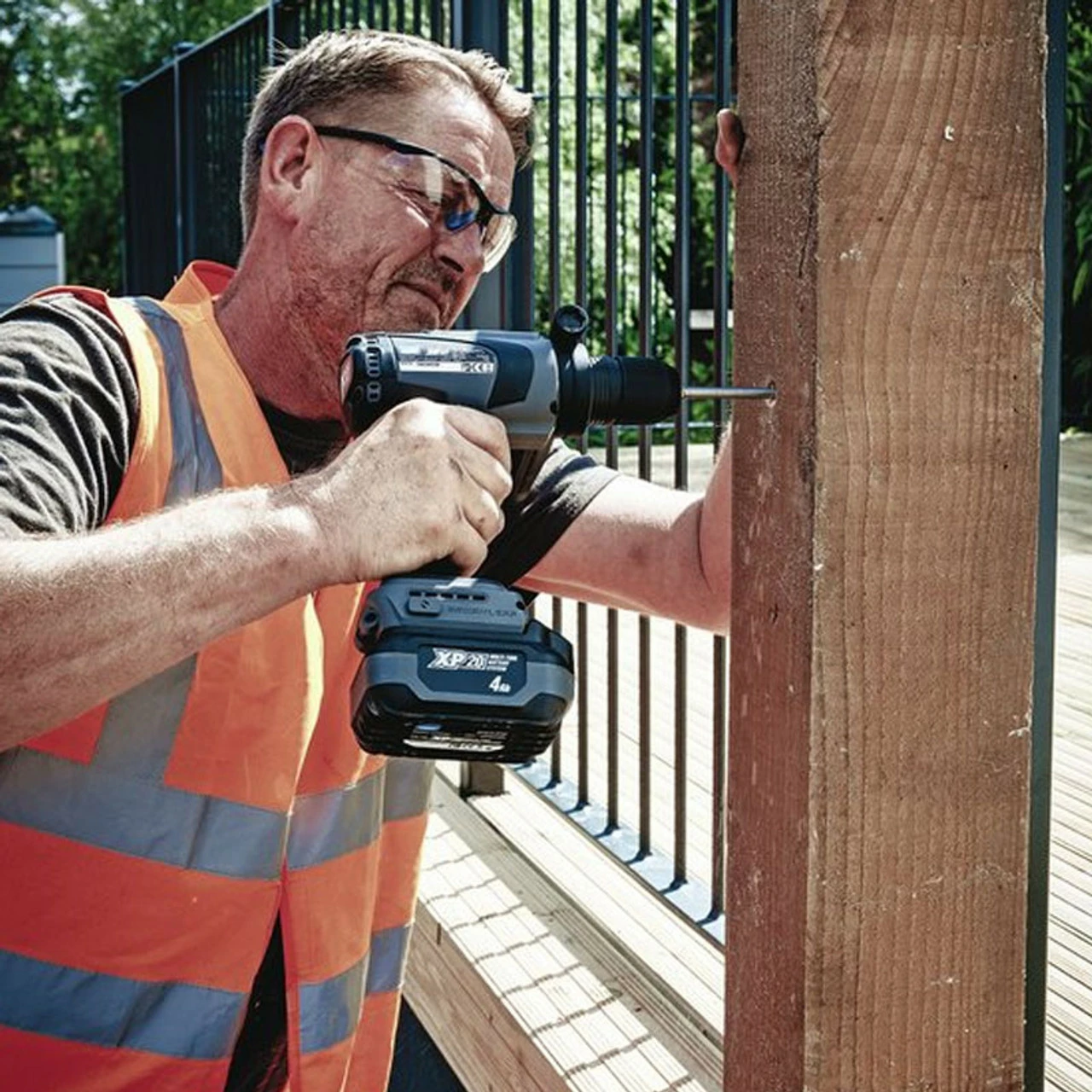 Draper 98965 XP20 20V Brushless 1/2" Combi Drill With 1x 4.0Ah Batteries - Image 4