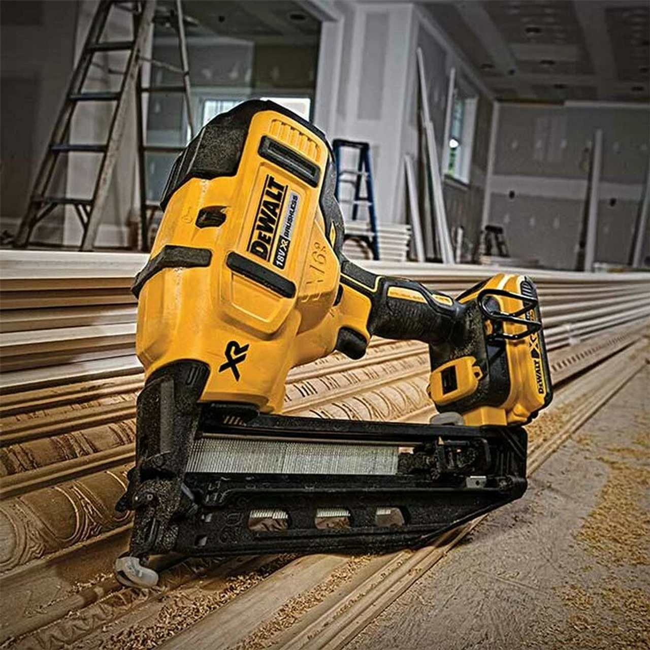 DeWalt DCK2046P2 18V XR Brushless 1st & 2nd Fix Nailer Twin Pack With 2x 5.0Ah Batteries - Image 9