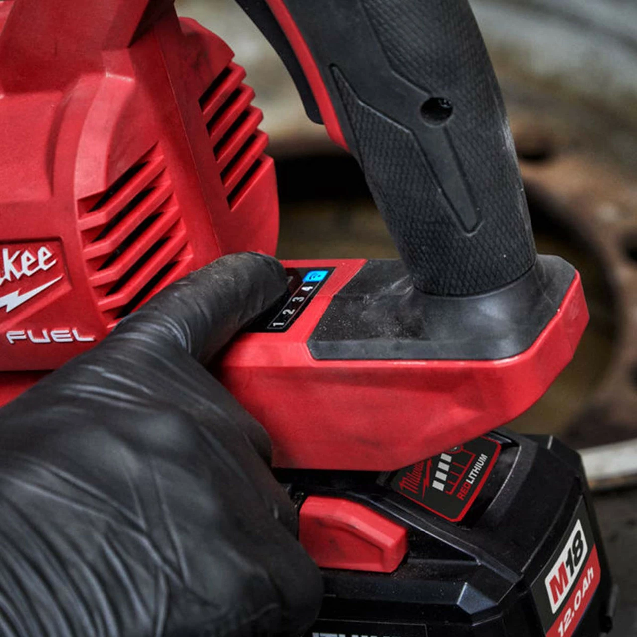 Milwaukee M18 ONEFHIWF1D-0 18V Fuel One-Key D-Handled 1" Impact Wrench (Body Only) - Image 7