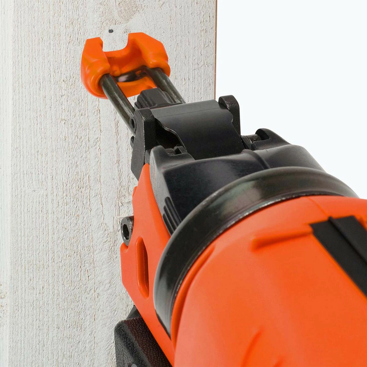 Paslode IM65A F16 7.4V Cordless Second Fix Angled Brad Nailer With 1x 2.1Ah Battery - Image 4