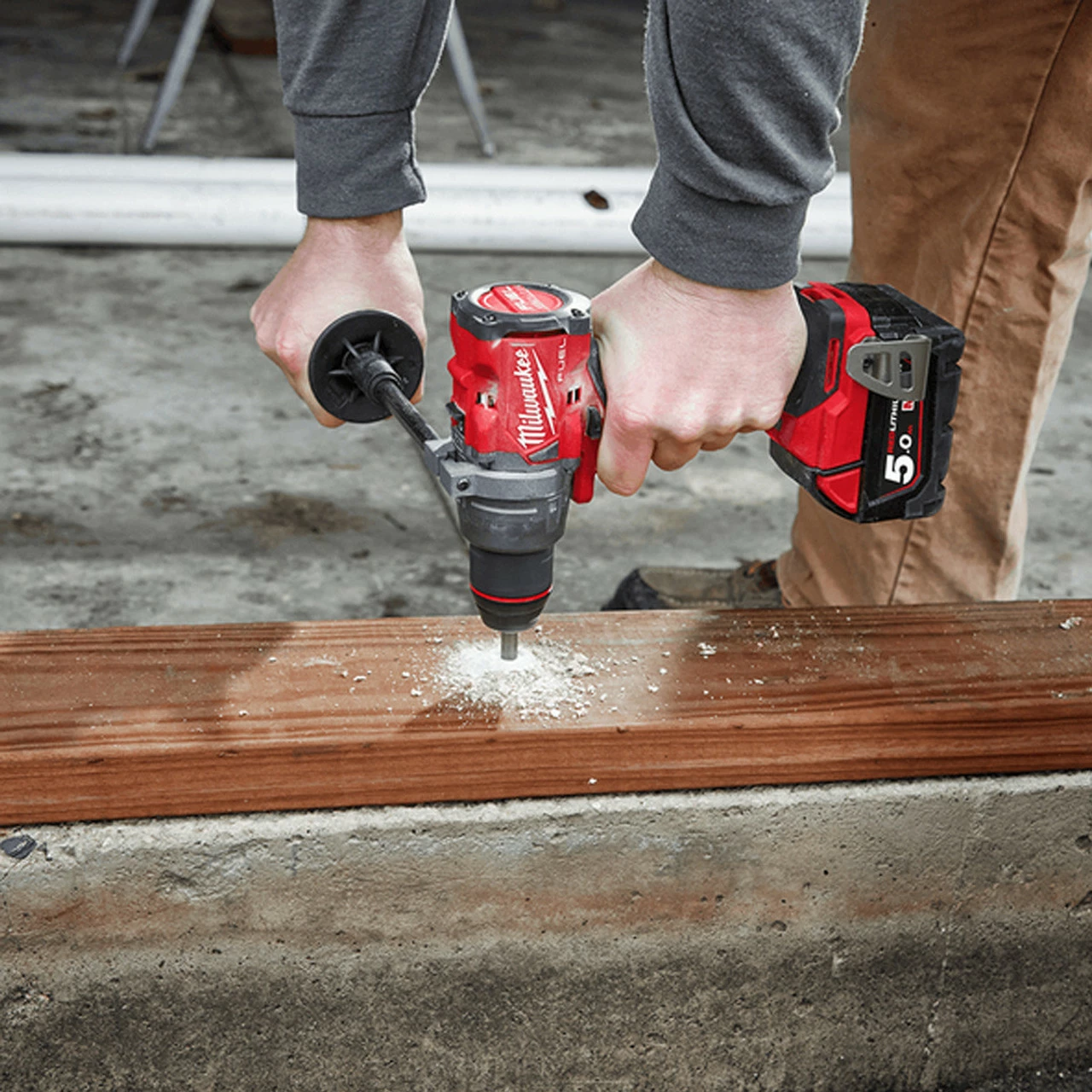Milwaukee M18 FPD3-402X 18V FUEL™ Percussion Drill With 2x 4.0Ah Batteries - Image 9