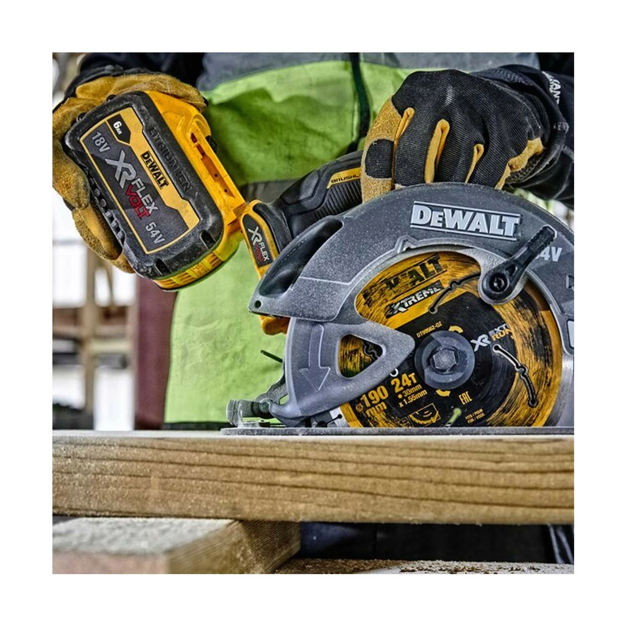 DeWalt DCS578T2-GB 54V XR FlexVolt 190mm Circular Saw With 2x 6.0Ah Batteries - Image 8